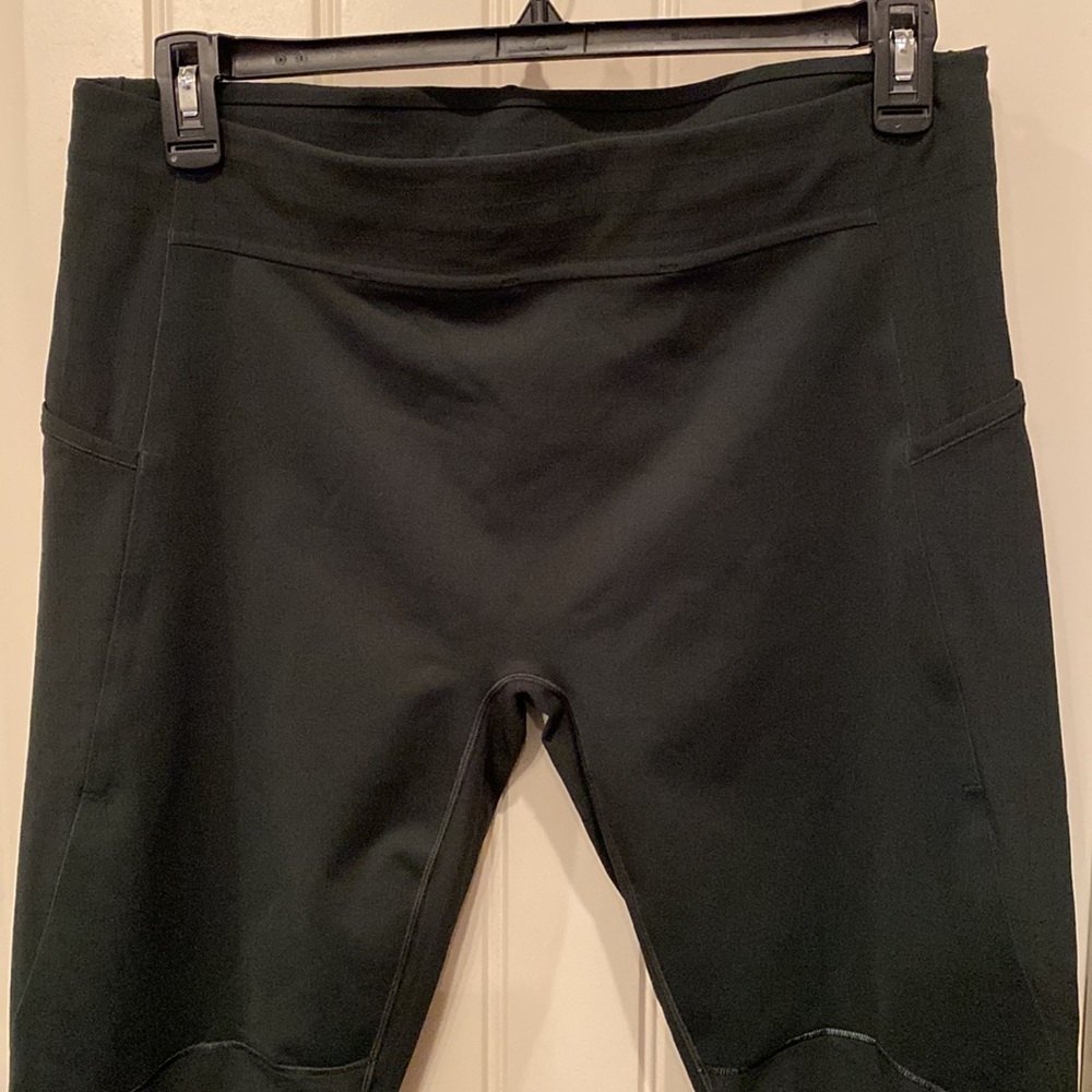 Surge Lululemon Leggings Size XXL - Picture 2 of 12